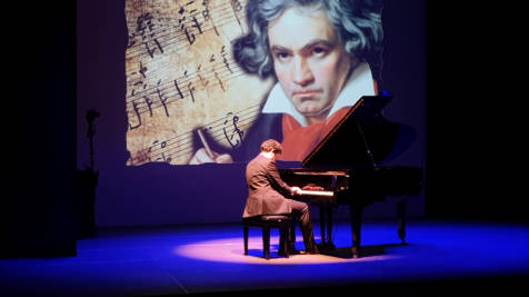 Il pianista ANDREA TAMBURELLI in concerto
