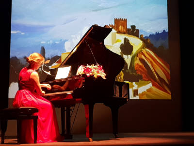 Alena KHMELINSKAIA in concerto - con proiezione dei dipinti di  Irene YASKEVICH (pittrice)