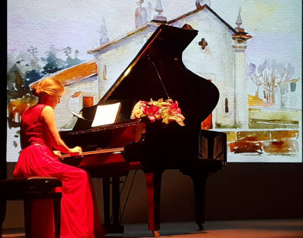 Alena KHMELINSKAIA in concerto - con proiezione dei dipinti di  Irene YASKEVICH (pittrice)
