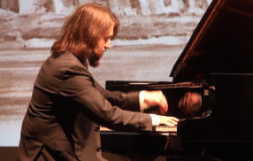 Enrico Mazzola in concerto